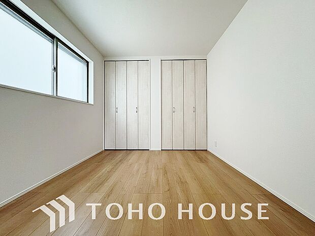 お子様の心と身体を見守る子供部屋として、小さな自立心を育むお部屋作りを見越してご覧下さい。