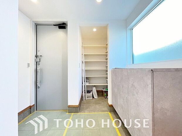 清潔感が溢れ、訪れる者すべてを「安らぎ」と「充実」で包み込みます。