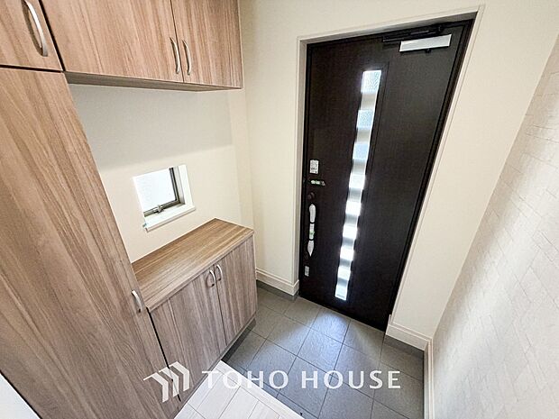 清潔感が溢れ、訪れる者すべてを「安らぎ」と「充実」で包み込みます。