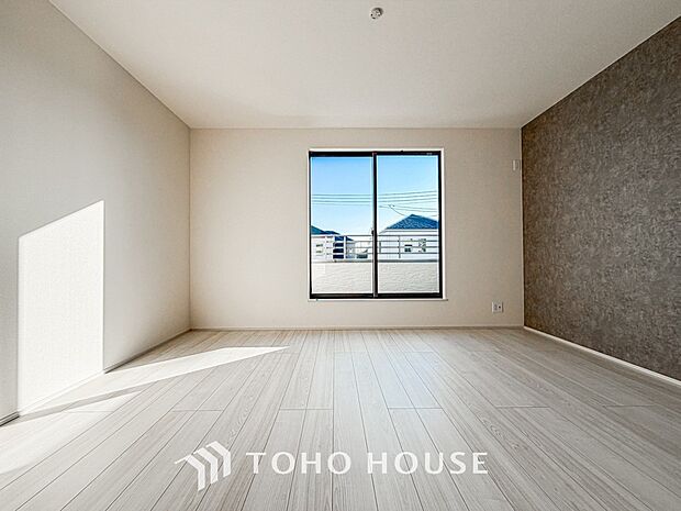 生活感を感じない空間では落ち着く事はできません。絶妙な雰囲気、配色、素材感を意識してコーディネート。