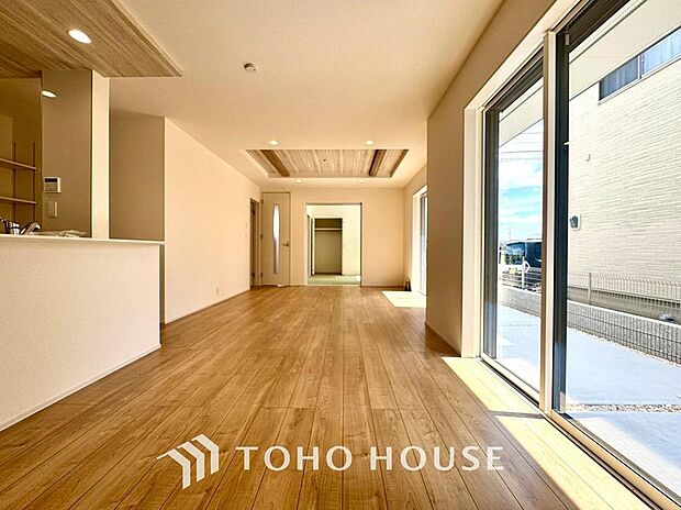 家は、ただ生活する場ではなく、笑顔の毎日、安らぎの日々のために、暮らしを愉しく、快適にする場所。