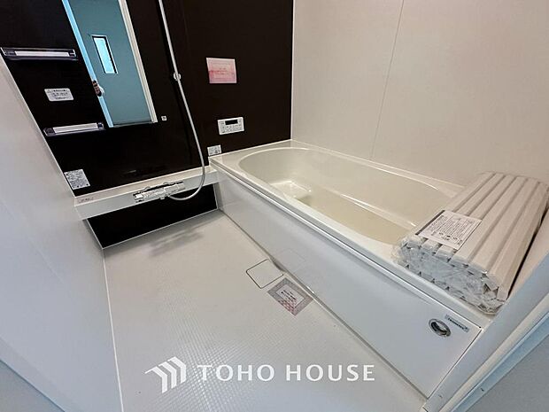 心地よいバスタイムを演出する浴室はゆとりあるサイズを採用。