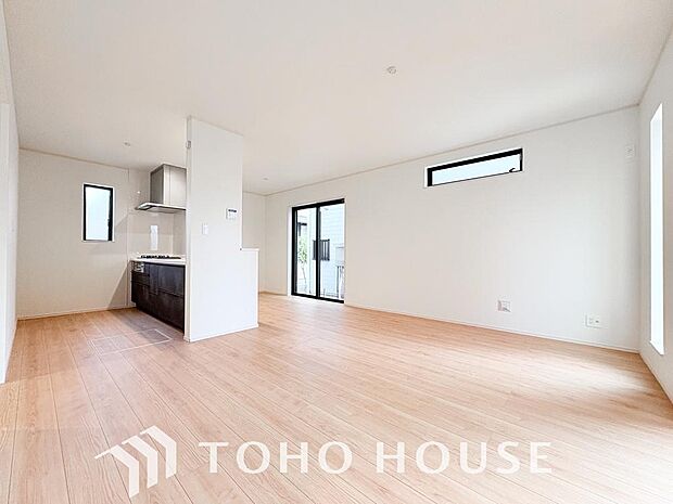 家は、ただ生活する場ではなく、笑顔の毎日、安らぎの日々のために、暮らしを愉しく、快適にする場所。