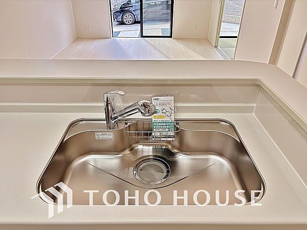 使いやすいキッチン水栓。料理の為の配慮を随所に注ぎました。