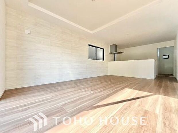 家は、ただ生活する場ではなく、笑顔の毎日、安らぎの日々のために、暮らしを愉しく、快適にする場所。