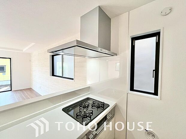 そのスタイリッシュな見た目からインテリアの一部としてもデザイン性が重視されてます。掃除のし易さも◎。