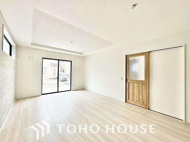 造りこんだ空間演出の妙が生み出す光と質のハーモニーはこの住宅のクオリティの良さを実感させてくれます。