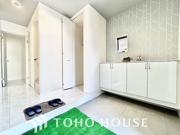 ダウンライトを使用しお洒落に演出。帰りたくなる家をテーマに設計。いつも「人」と「家」の間に・・・。