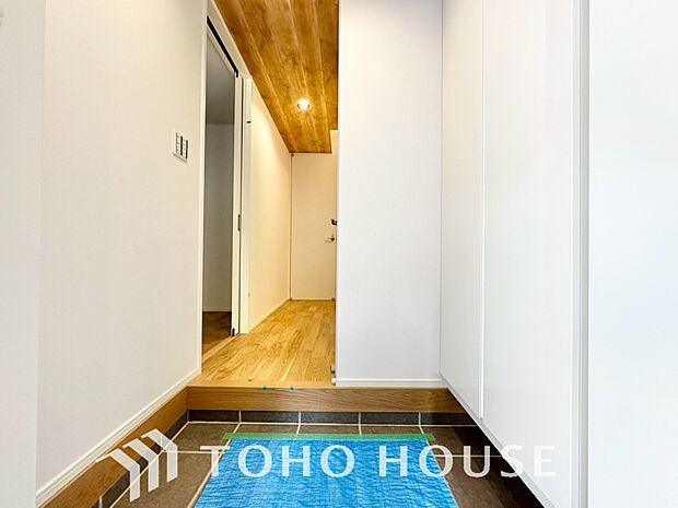 清潔感が溢れ、訪れる者すべてを「安らぎ」と「充実」で包み込みます。