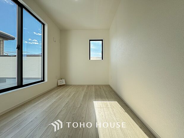 心と体をゆったりと安らげる主寝室。寝室のゆとりが大きい分だけ、暮らしの安らぎは深まります。