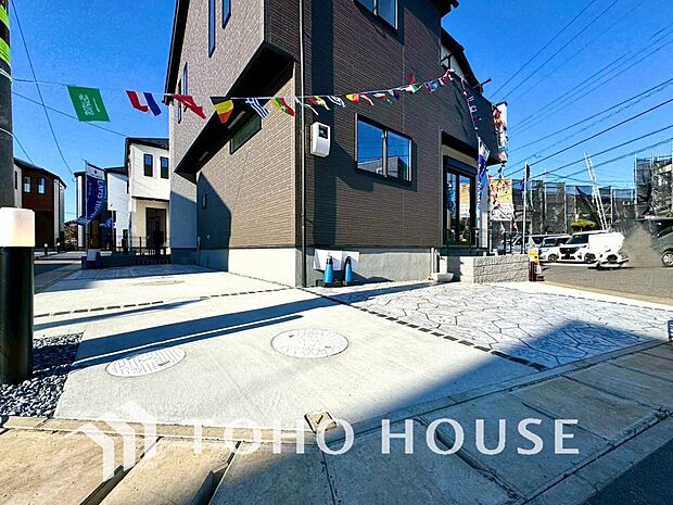 自転車やバイクなど、ゆとりのある敷地で置き場所に困ることはないでしょう。