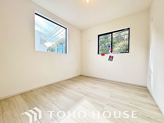 心と体をゆったりと安らげる主寝室。寝室のゆとりが大きい分だけ、暮らしの安らぎは深まります。