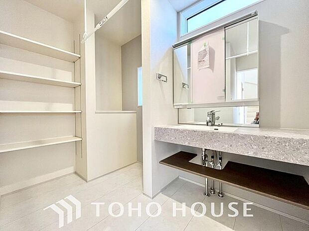 平日の朝であっても、落ち着きとくつろぎを感じられる。時間に余裕とゆとりを持たせます。