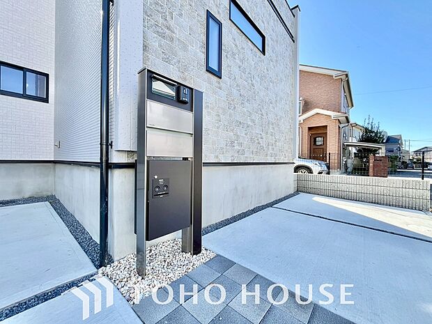 宅配物の受け取りが困難な共働き世帯や、ネットショッピング等をよく利用する方には便利な宅配ボックス。