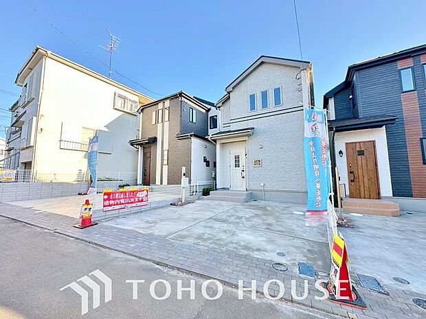 マンションとは違う敷地内駐車。ご主人様のお車のお手入れにも気合が入りますね。