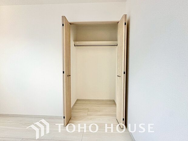 少しでも空いているスペースを収納にすることで、無駄のない空間を演出しております。