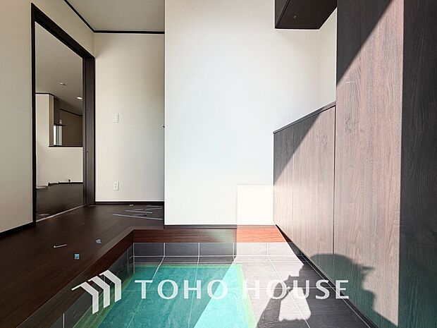 清潔感が溢れ、訪れる者すべてを「安らぎ」と「充実」で包み込みます。