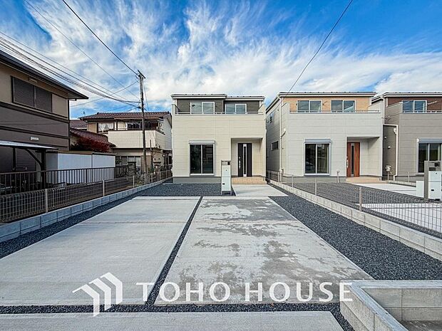 マンションとは違う敷地内駐車。ご主人様のお車のお手入れにも気合が入りますね。