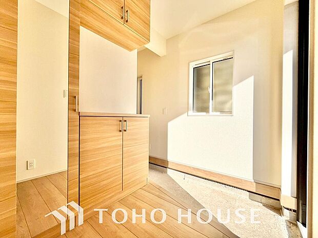 ダウンライトを使用しお洒落に演出。帰りたくなる家をテーマに設計。いつも「人」と「家」の間に・・・。