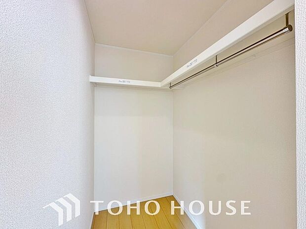 たっぷりと荷物が入るよう、ウォークインクローゼットを完備いたしました。