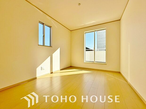 心と体をゆったりと安らげる主寝室。寝室のゆとりが大きい分だけ、暮らしの安らぎは深まります。