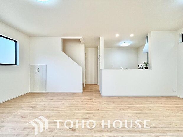 家は、ただ生活する場ではなく、笑顔の毎日、安らぎの日々のために、暮らしを愉しく、快適にする場所。