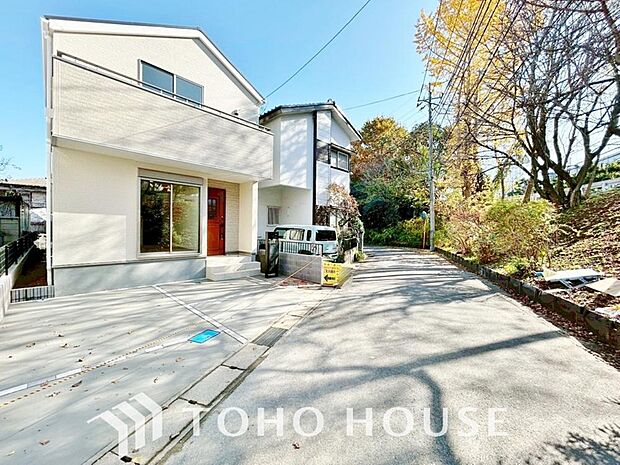 陽光に愛され、家族に包まれた本邸宅は、どんなに月日が経ってもオンリーワンに輝き続けます。