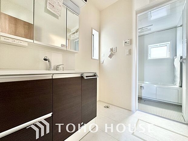 平日の朝であっても、落ち着きとくつろぎを感じられる。時間に余裕とゆとりを持たせます。