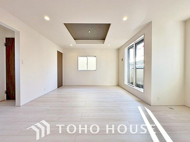 家は、ただ生活する場ではなく、笑顔の毎日、安らぎの日々のために、暮らしを愉しく、快適にする場所。