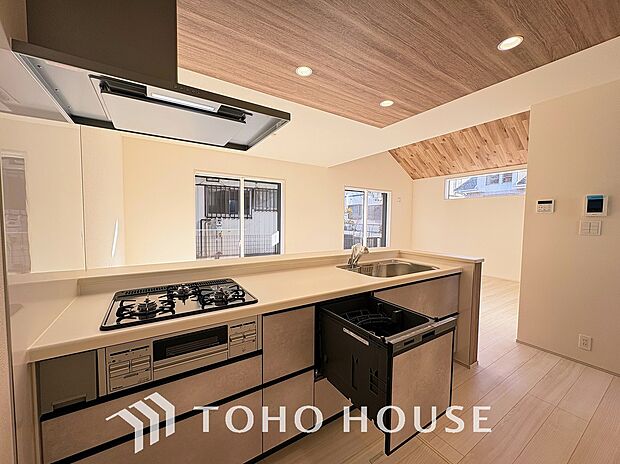 作り手の「気持ちの良いリビングでお過ごししていただきたい」という思いを感じさせます。