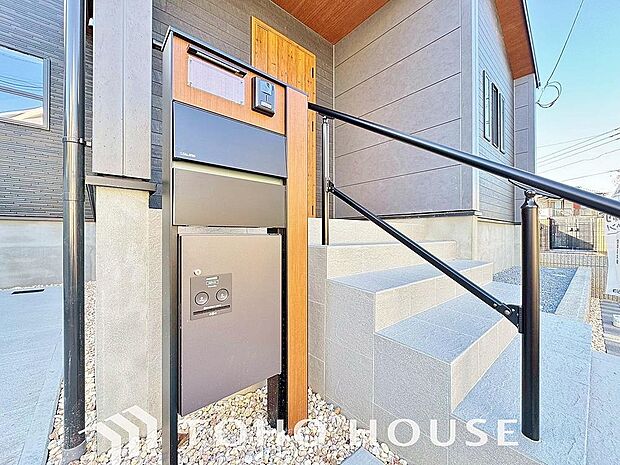 留守でも荷物が受け取れるため、再配達依頼する必要がないので待つ必要がなく時間を有効に使えます。