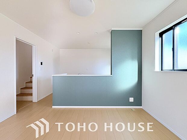 広々キッチンを採用。みんなで作った料理を召し上がりながらの会話は、どのような物になるのでしょうか。