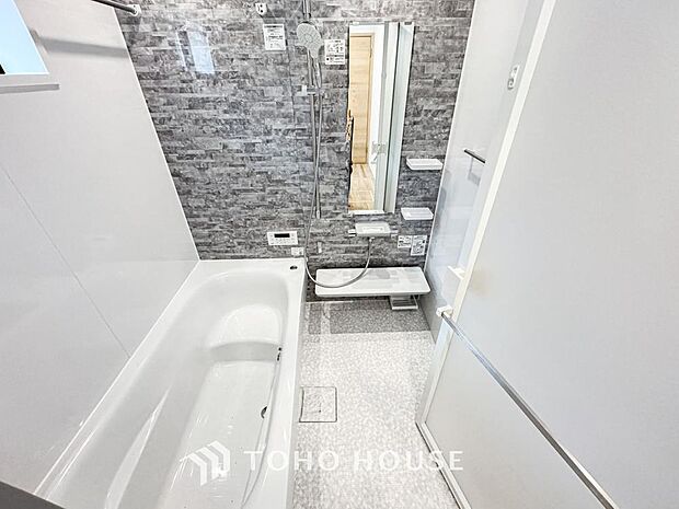 疲れを癒す、快適で清潔な空間で心も体もオフになる上のリラックスタイムをお楽しみください。