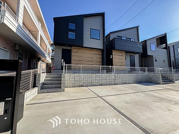 建物の居住性に拘った邸宅は「落ち着き」と「安らぎ」と「快適」を実現してくれます。