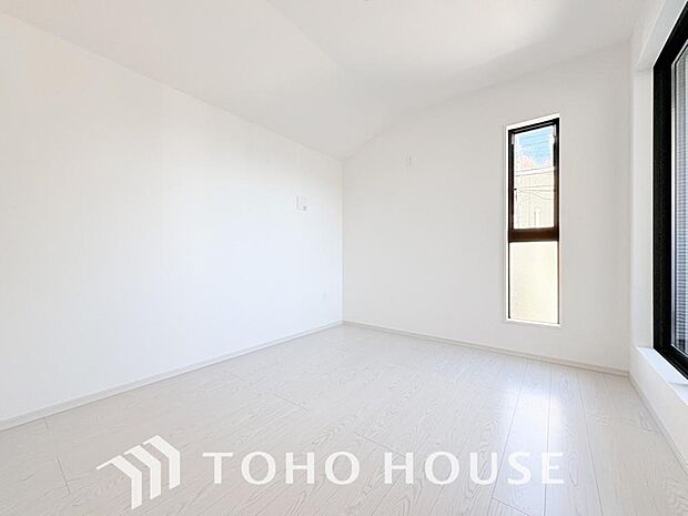 生活感を感じない空間では落ち着く事はできません。絶妙な雰囲気、配色、素材感を意識してコーディネート。