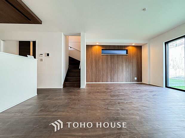 家は、ただ生活する場ではなく、笑顔の毎日、安らぎの日々のために、暮らしを愉しく、快適にする場所。