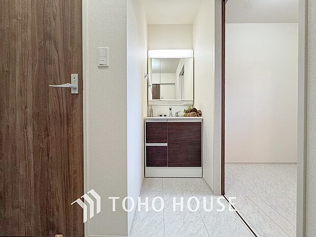 平日の朝であっても、落ち着きとくつろぎを感じられる。時間に余裕とゆとりを持たせます。