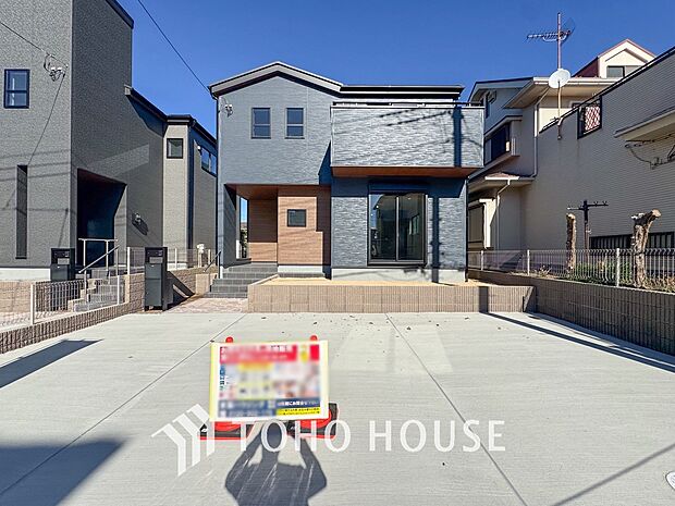 家のすぐ前に駐車場があるため、出入庫がスムーズで時間を気にせず快適にご利用いただけます。