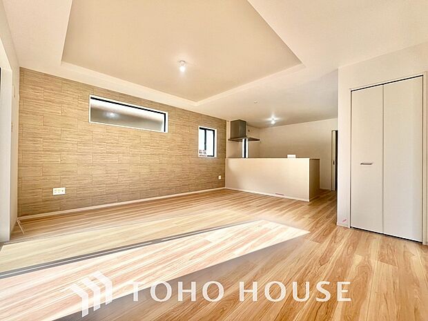 家は、ただ生活する場ではなく、笑顔の毎日、安らぎの日々のために、暮らしを愉しく、快適にする場所。