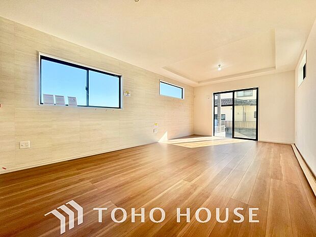 造りこんだ空間演出の妙が生み出す光と質のハーモニーはこの住宅のクオリティの良さを実感させてくれます。