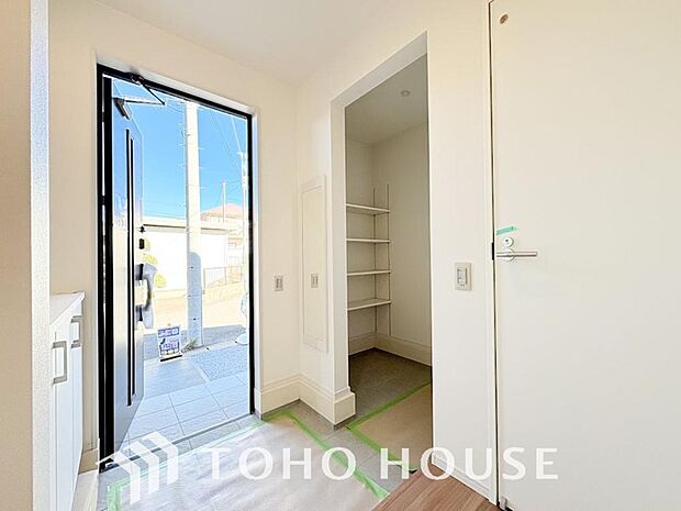 清潔感が溢れ、訪れる者すべてを「安らぎ」と「充実」で包み込みます。