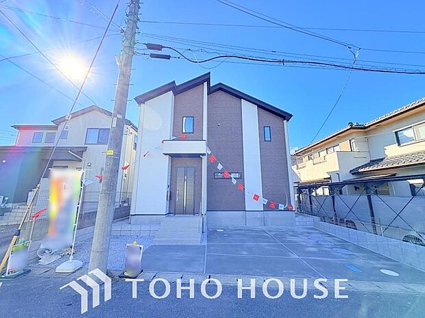 マンションとは違う敷地内駐車。ご主人様のお車のお手入れにも気合が入りますね。