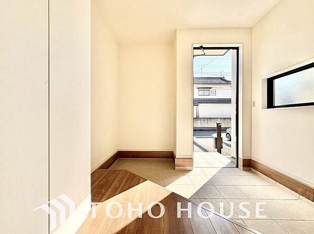 清潔感が溢れ、訪れる者すべてを「安らぎ」と「充実」で包み込みます。