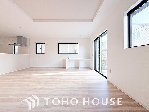 家は、ただ生活する場ではなく、笑顔の毎日、安らぎの日々のために、暮らしを愉しく、快適にする場所。