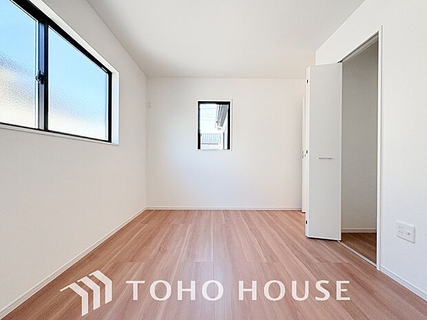 暖色系の照明は、心理的にも落ち着きを得られやすいそうです。