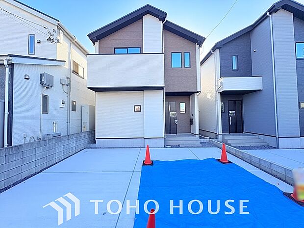 家のすぐ前に駐車場があるので、車の出入庫に時間がとられることもありません。