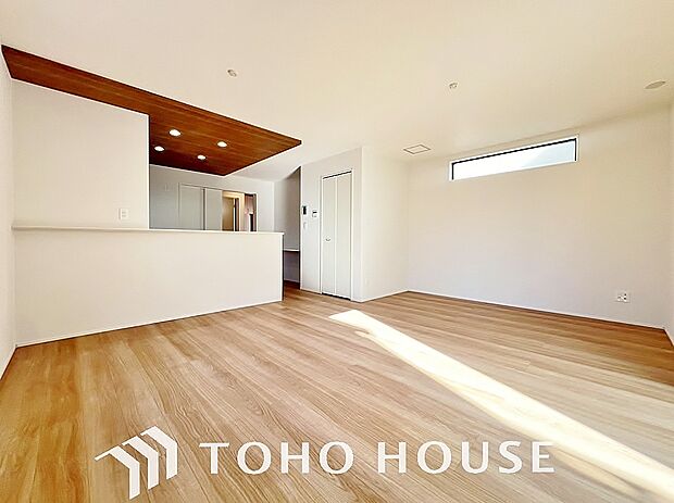 お料理の上手な方が、独壇場でお料理の腕を披露するスタイルに向いているキッチンです。