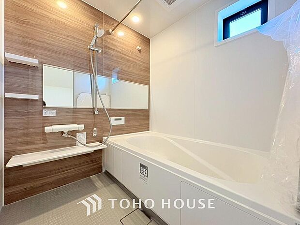 快適且つ清潔な空間を演出した浴室は一日の疲れを和らげ、心も体もオフになる時間を楽しむことが可能です。