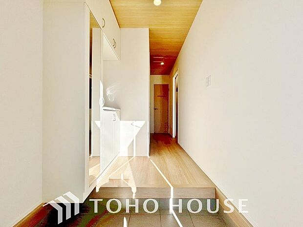 安らぎに満ちた生活空間を予感させる生活イメージが湧き出てきそうな物件です。