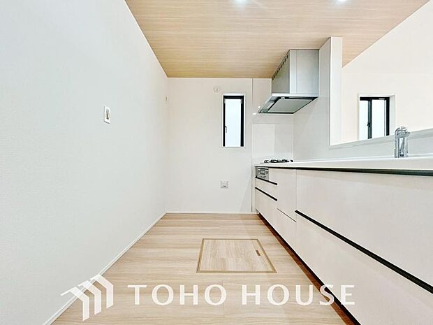 広々としたキッチンスペースで快適に作業ができると、毎日のお料理もより一層楽しく取り組めそうですね。